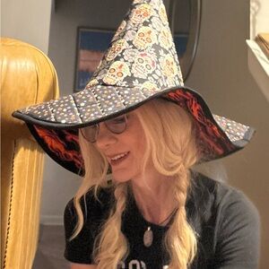 Meet your Posher, Cyndi